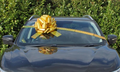 MEGA Giant Car Bow (42cm diameter) with 6m Ribbon - HOLOGRAPHIC GOLD